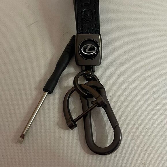 Lexus Logo Key Fob Keychain in Black Leather NWT - Picture 2 of 5